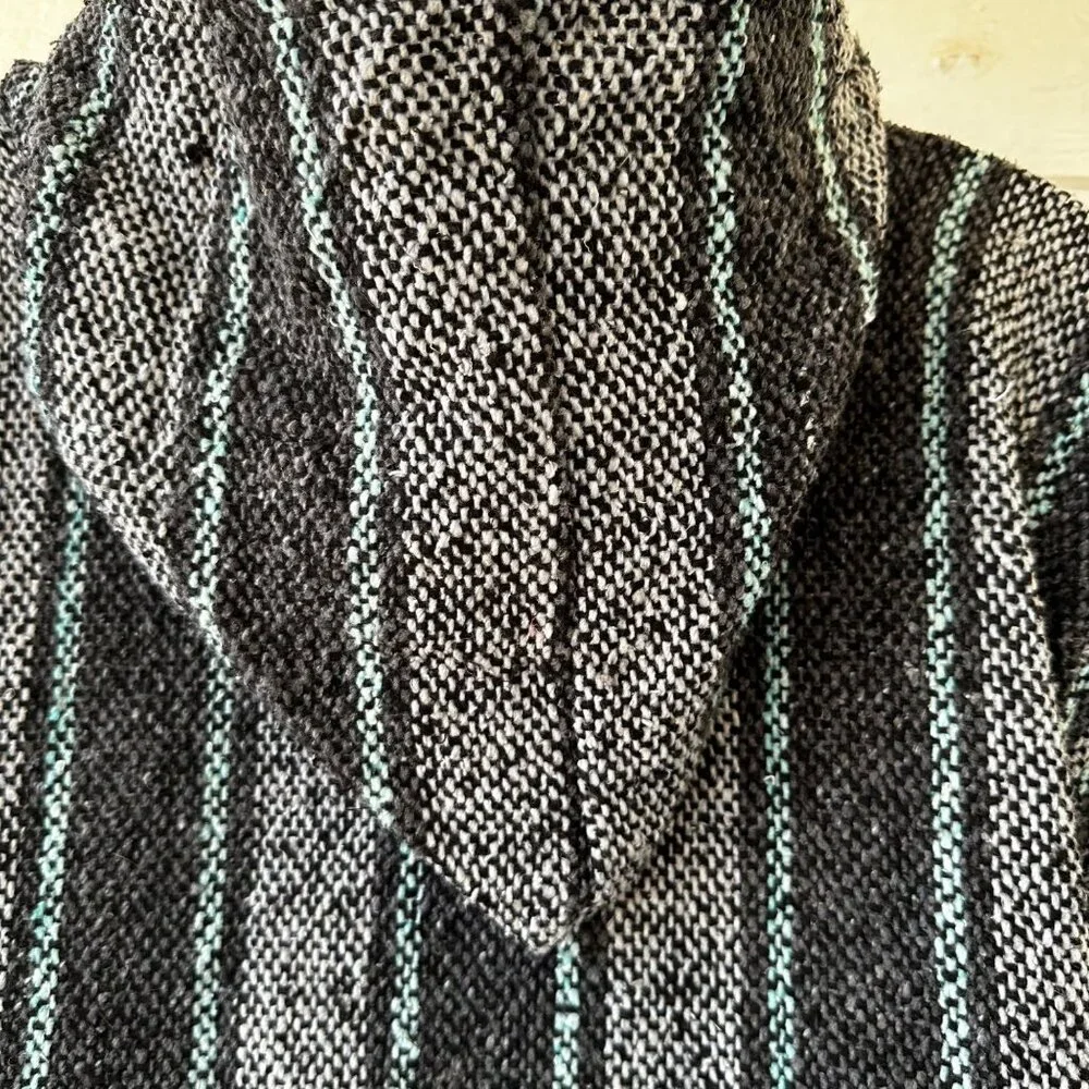 Iguana Jack Pullover Size XL - Picture 7 of 13
